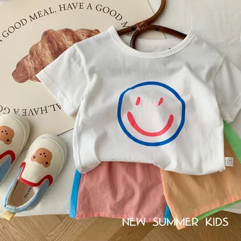 Комплект летней одежды для маленьких мальчиков 2023 года, хлопковые шорты в полоску, костюм, пуловер с круглым воротником и принтом улыбки, однотонная одежда для маленьких мальчиков
