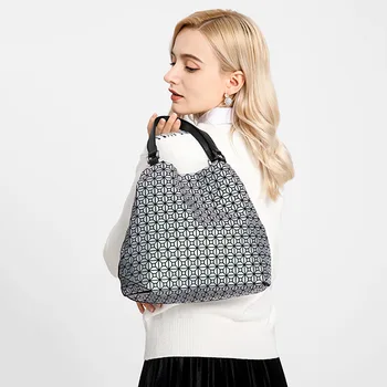 Новая силиконовая сумка-тоут, женские сумки для рук, женская сумка нишевого дизайна, сумка-мессенджер на одно плечо, Сумки большой емкости без логотипа