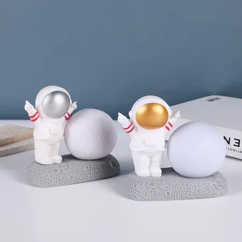 Милый Астронавт, светодиодный ночник, 3D Лунная лампа, Изделия из смолы, Украшения, Аниме, Свет, Детский подарок, Декор спальни